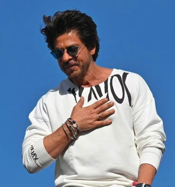 Another BIG Bollywood mega-hit lined up, SRK drops signs